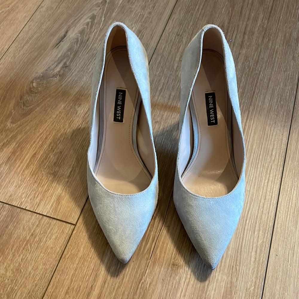 Pretty baby blue heels